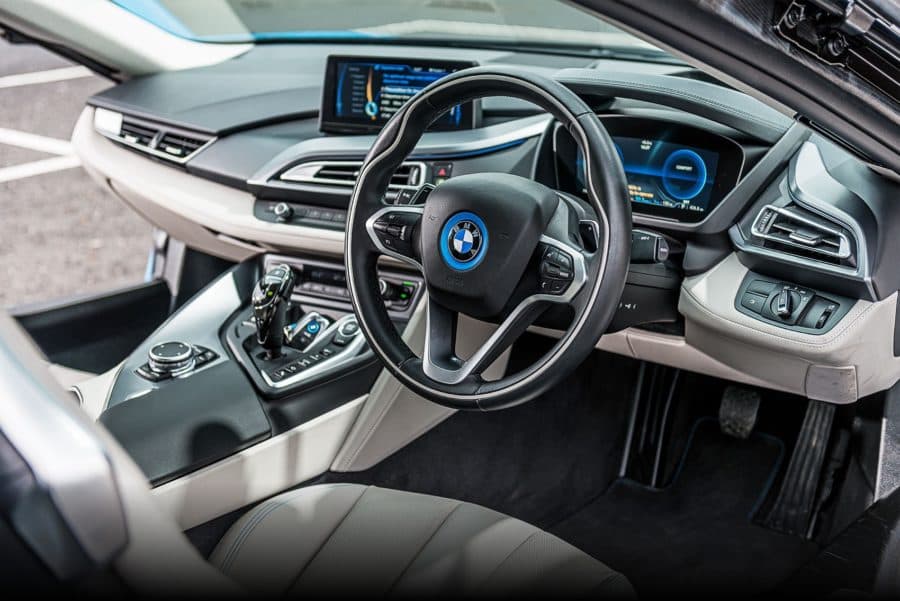 E-mobilita, batérie a automotive